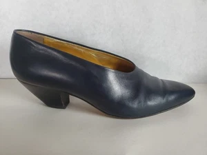 Vintage Walter Steiger Size 8.5 B Navy Blue Career Pumps Cuban Heel - Picture 1 of 18
