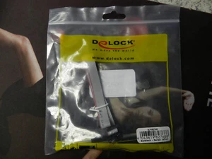 DeLOCK Slotblech mit seriellen Belegung (82768) - Picture 1 of 2