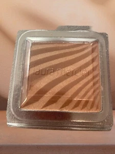 LAURA MERCIER ~ BRONZING PRESSED POWDER REFILL ~ Sun Bronze - Picture 1 of 2