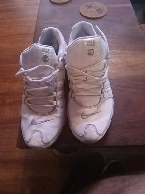 Nike Shox NZ Men’s US 8.5 Sneakers, Used In Very Good Condition See Pictures. - Image 1 of 4