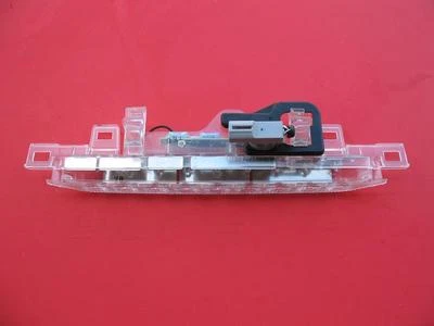 08 09 10 11 12 13 14 SCION XB TAPA MALETERO PUERTA ESCOTILLA TERCERA LUZ LÁMPARA OEM Foto 1 de 2