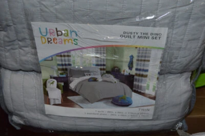 URBAN DREAMS QUILT FACE AND REVERSE 100% POLYSTER FILL, GREY COLOR, NIP  - Изображение 1 из 4
