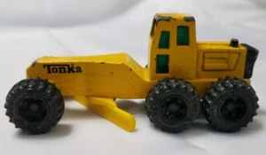 Tonka 1994 Yellow Tonka Corp Vintage Road Grader Mini Diecast Construction Toy - Picture 1 of 8