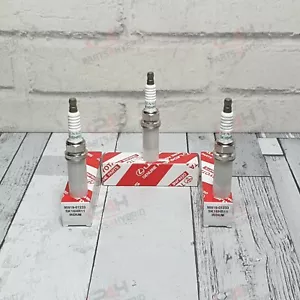 GENUINE TOYOTA IQ SPARK PLUGS KGJ10 DENSO IRIDIUM OEM 90919-01233 PLUGS SK16HR11 - Picture 1 of 1