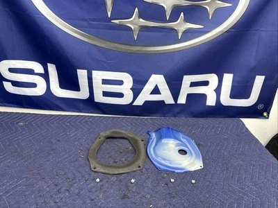 SUBARU IMPREZA WRX STi UNIDAD DE ENVÍO DE COMBUSTIBLE PLACA DE CUBIERTA DE ACCESO 2015-2021 Foto 1 de 4