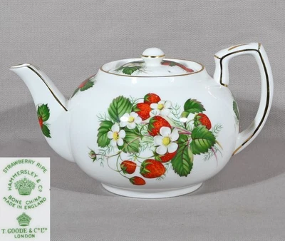 Hammersley Strawberry Ripe Mini Teapot - Image 1 of 4