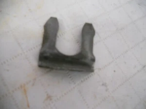 Corvette C-4 1985 1996 Set of 4 Brake Hose retainer Clips - Picture 1 of 2