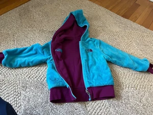 North Face kids hooded jacket size 5 reversible aqua/purple - Picture 1 of 6