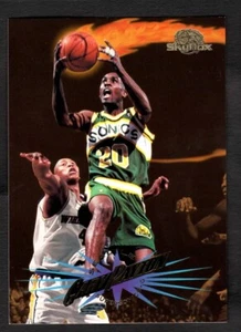 1995-96 Gary Payton Skybox Premium Basketball Supersonics #113 - Picture 1 of 2