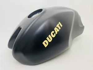 SERBATOIO DUCATI MONSTER 695 400 DAL 2007 AL 2008 CD 58610451BF NUOVO ORIGINALE - Imagen 1 de 6