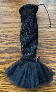 Barbie Puppe langes schwarzes Kleid Kleid - Bild 1 von 3