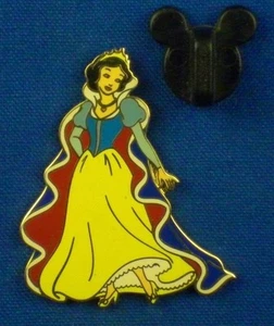 Pin de coleccionista de Disney Blancanieves en capa y princesa heredera Jerry Leigh # 48859 - Imagen 1 de 4