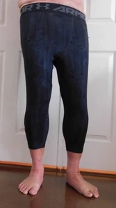 Under Armour Grafikhose 3/4 Kompressionshose Herren XL schwarz HeatGear Legging - Bild 1 von 3