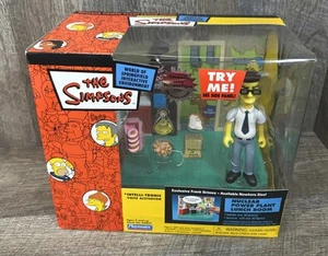 Frank Grimes Figurine Plus Lunch Room And Small Items Included - Picture 1 of 9