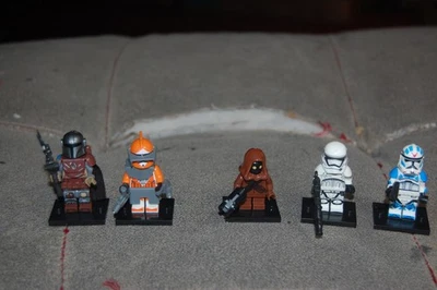 ¡Lote de minifiguras personalizadas de Star Wars! Clone trooper! Din Djarin! Jawa! ¡No Lego! Foto 1 de 4