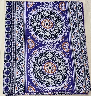 Colcha Kanta Gudari hecha a mano Razai cosida a mano Kantha Razai. Foto 1 de 4