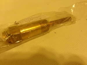 Pozo de inmersión Honeywell Home 121371M, cobre, 3/4 Npt, 3 pulgadas Profundidad - Imagen 1 de 2