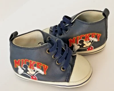 Tenis Mickey Mouse Baby First Walkers 6-9 meses Foto 1 de 4