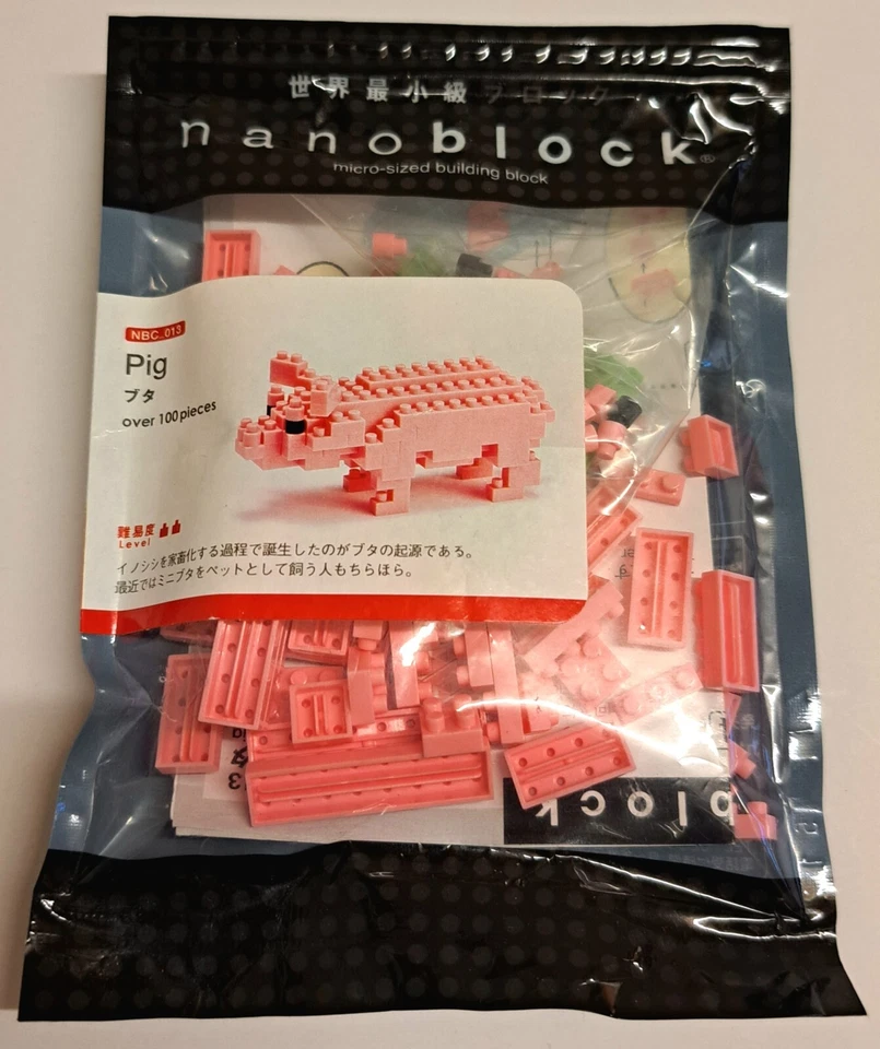 [Used & Complete] Kawada Nanoblock Pig (NBC_013). Over 100pcs - Image 1 of 1