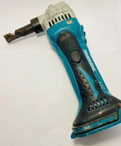 MAKITA DJN161 1.6MM NIBBLER - SKIN ONLY - Picture 1 of 7