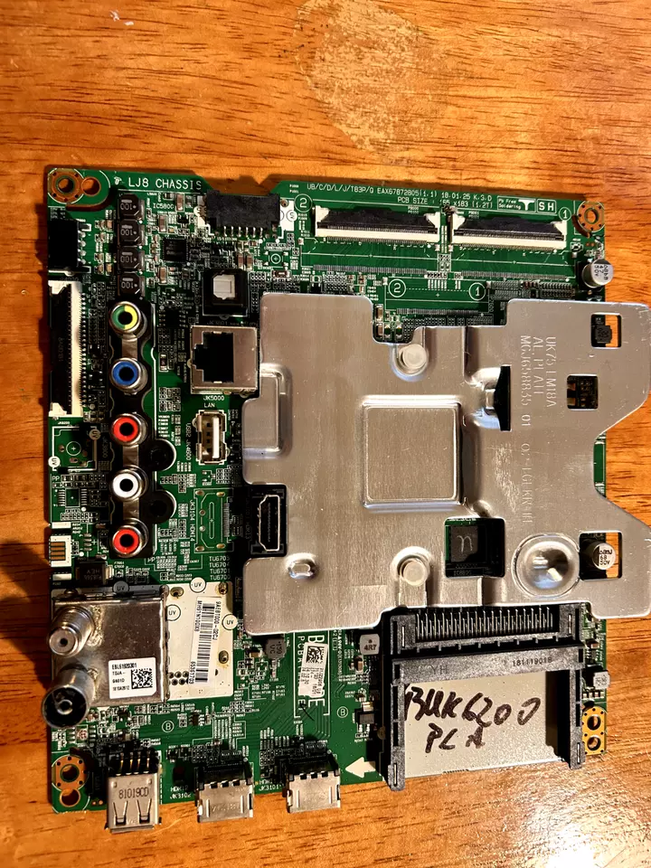 LG 43UK6200PLA 43UK6200 main board EAX67872805(1.1) EBT65361703 LJ8 CHASSIS - Image 1 of 1