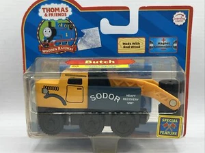 Trenino carro armato ferroviario in legno Thomas & Friends 2006 nuovo in confezione - Foto 1 di 4
