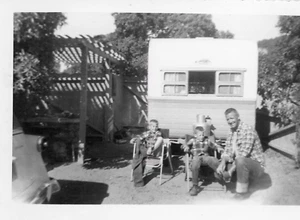 FOTO ENCONTRADA EL ÉXTASIS DE LA VIDA DEL REMOLQUE AÑOS 60 negro + blanco instantánea 312 LA 88 L - Imagen 1 de 1