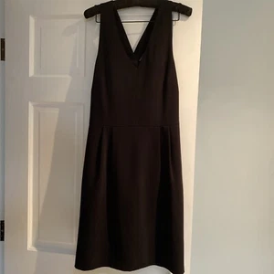 Banana Republic Womens Black V Neck Sleeveless Crepe Sheath Dress NWT Sz 10p - Picture 1 of 12