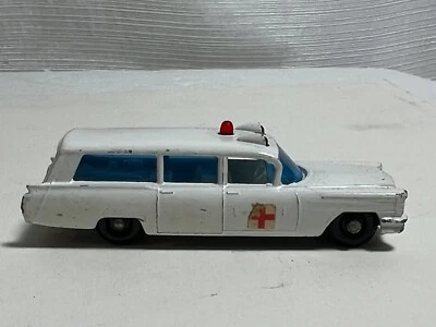 Ambulancia Cadillac Matchbox S&S #54 buen estado Foto 1 de 4