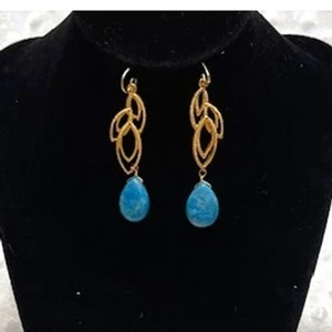 Vintage Gold Plated Leaves w/Turquoise Teardrops Dangle Earrings - Foto 1 di 4