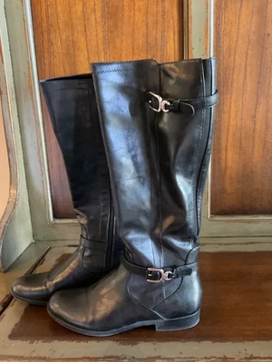 Botas negras con cremallera lateral hasta la rodilla Unisa para mujer - talla 8 1/2M Foto 1 de 4