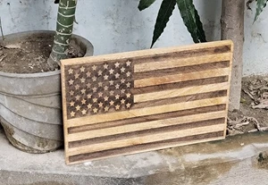 Handgefertigter rustikaler Wandbehang amerikanische Flagge aus Holz USA patriotische Wohndeko 18 x 12 - Bild 1 von 6