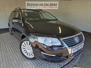2009 Volkswagen Passat 2.0 TDI BlueMotion Tech Highline Estate 5dr Diesel Manual - Picture 1 of 24