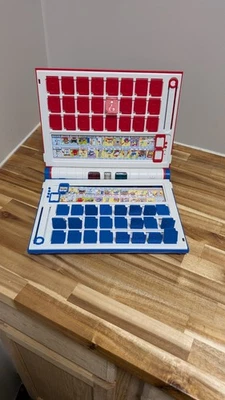 Electronic Guess Who Extra COMPLETE WORKS Milton Bradley 2008 Juego Clásico Niños Foto 1 de 4