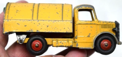 Juguetes Dinky de colección, vagón de basura Bedford 252, amarillo, Meccano, Reino Unido  Foto 1 de 4