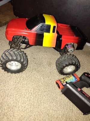 OG Traxxas Stampede 2wd 1/10 Brushed Electric RC monster Truck RTR W/2🔋& Charg - Image 1 of 4