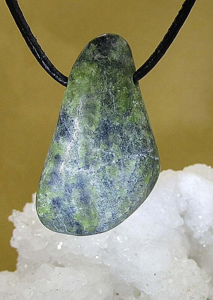 SERPENTIN  XL   Trommelstein   gebohrt    EDELSTEIN   ANHÄNGER    Nr.21 - Bild 1 von 1