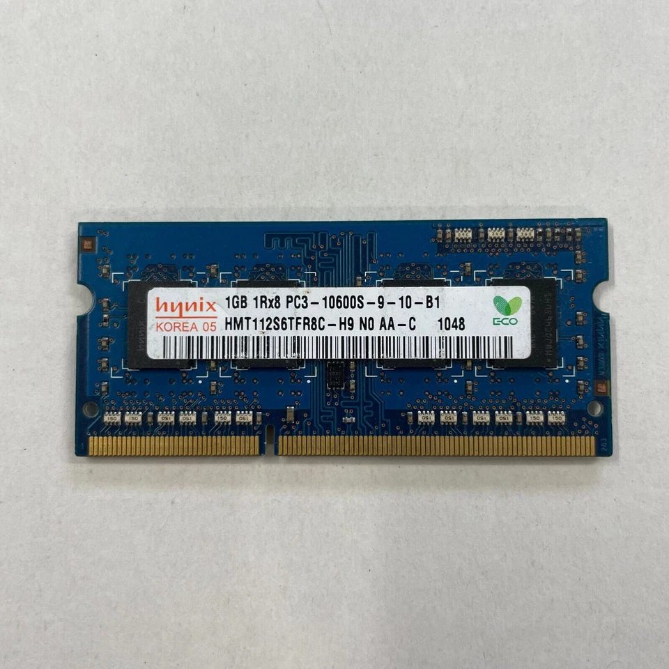 Hynix 1GB DDR3 RAM PC3-10600 1333Mhz non-ECC Unbuffered SODIMM HMT112S6TFR8C-H9 - Image 1 of 3