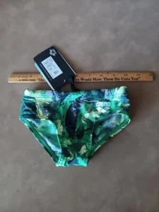 Speedo Diving Brief Swim Suit, ARENA, Boys Size 22. - Picture 1 of 6