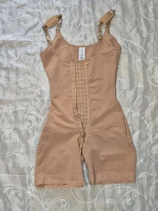 Fajas Columbianas Kompressionsgarmet Postoperation Firm Größe Small natürlich  - Bild 1 von 11