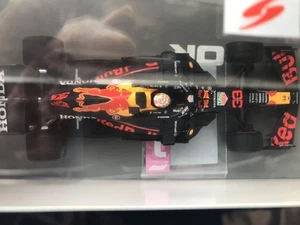 Spark 1/43 Red Bull Honda RB16B Verstappen 2021 Abu Dhabi GP F1 Champion - Picture 1 of 3