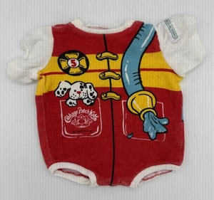 Mameluco Cabbage Patch Kids 1984 Fire Fighter Occupation rojo de una pieza de colección - Imagen 1 de 4
