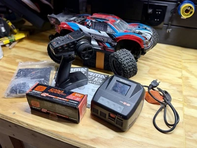 ARRMA 1:10 Scale Vorteks 4x4 3S BLX Stadium Truck - w/ Charger & Battery! - Image 1 of 4