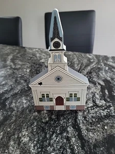 The Cats Meow “Old Church On The Hill” Lenox MANew England Church Series - Picture 1 of 4