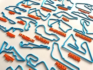 Schwarz F1 Rennstrecke Wandbild Rennbahn Motorsport 3D Druck Silber Stein 4,99 - Bild 1 von 30