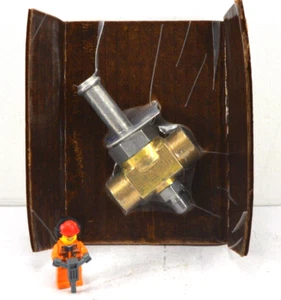 200RB5S5T ALCO *NOS* Refrigerant Solenoid Valve 5/8" ODF - Picture 1 of 4
