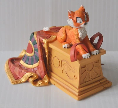 RAMSES Ishanti de Crisse & Besson ATTAKUS STATUE 171/699 Limited Edition Foto 1 de 4