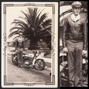 COCKY BIKER MAN LEATHER JACKET & HARLEY DAVIDSON MOTORCYCLE ~1930s VINTAGE PHOTO - Picture 1 of 3