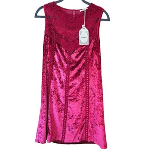 Entro Neu mit Etikett Schichtkleid ärmellos zerkleinerter Samt gehäkelt M Fushcia rosa Boho-Spitze - Bild 1 von 7