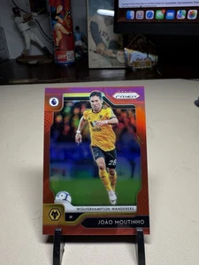 Joao Moutinho Panini Prizm 2019-20/149 Red Prizm SP Portugal Wolverhampton A - Imagen 1 de 2